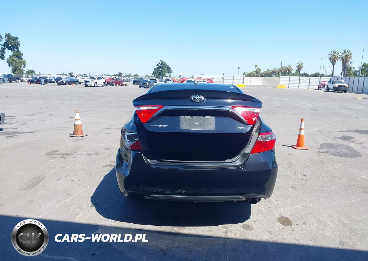 2017 Toyota Camry Se VIN:4T1BF1FK6HU375672 - 16