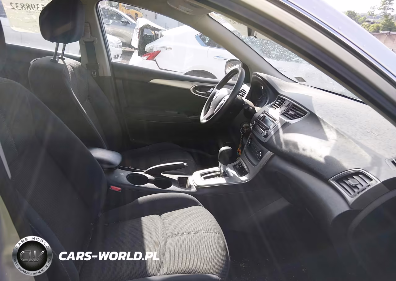 2015 Nissan Sentra S VIN:3N1AB7APXFY357335 - 5