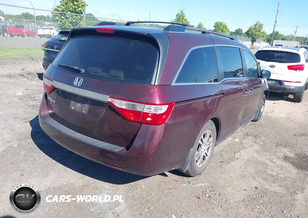 2013 Honda Odyssey Ex VIN:5FNRL5H43DB075446 - 4