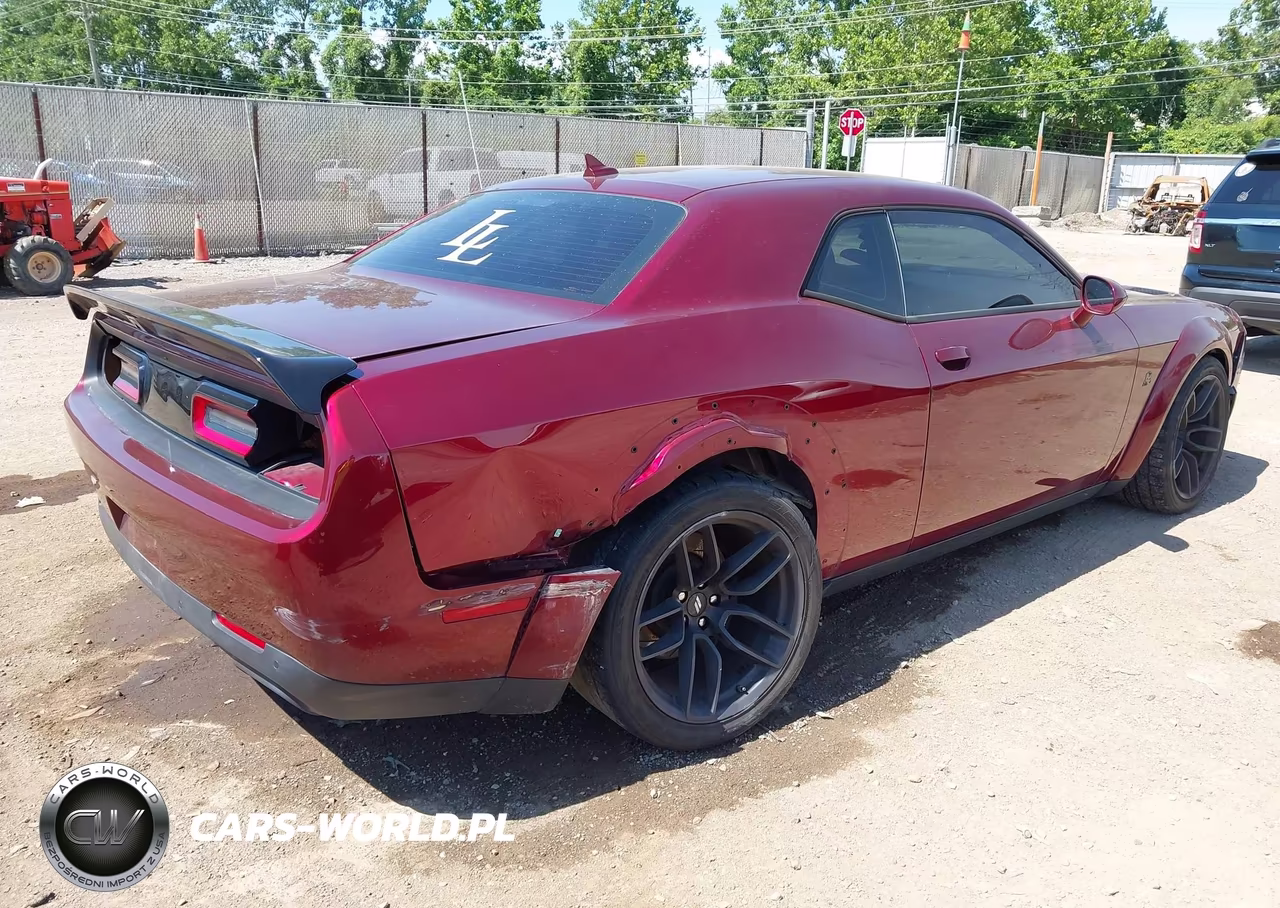 2019 Dodge Challenger R-T Scat Pack Widebody VIN:2C3CDZFJXKH712766 - 4