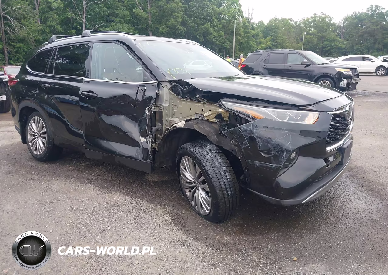 2022 Toyota Highlander Platinum – zdjęcie 1 z 16