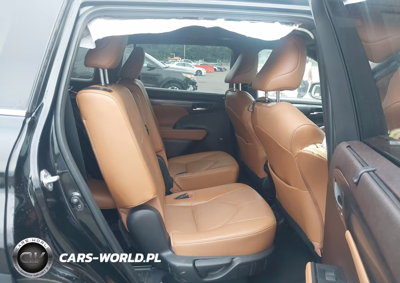 2022 Toyota Highlander Platinum VIN:5TDFZRBH6NS206242 - 8