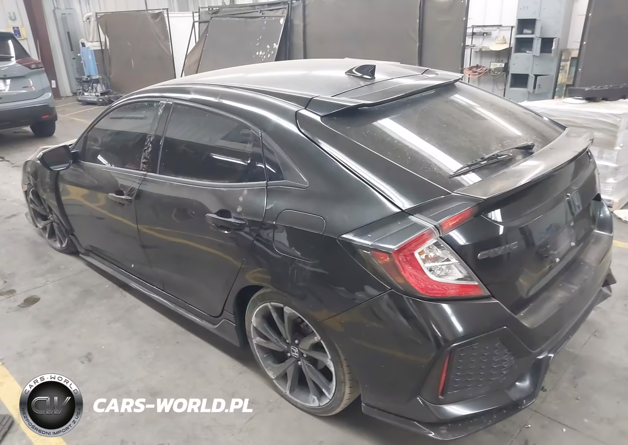 2018 Honda Civic Sport VIN:SHHFK7H43JU418252 - 3