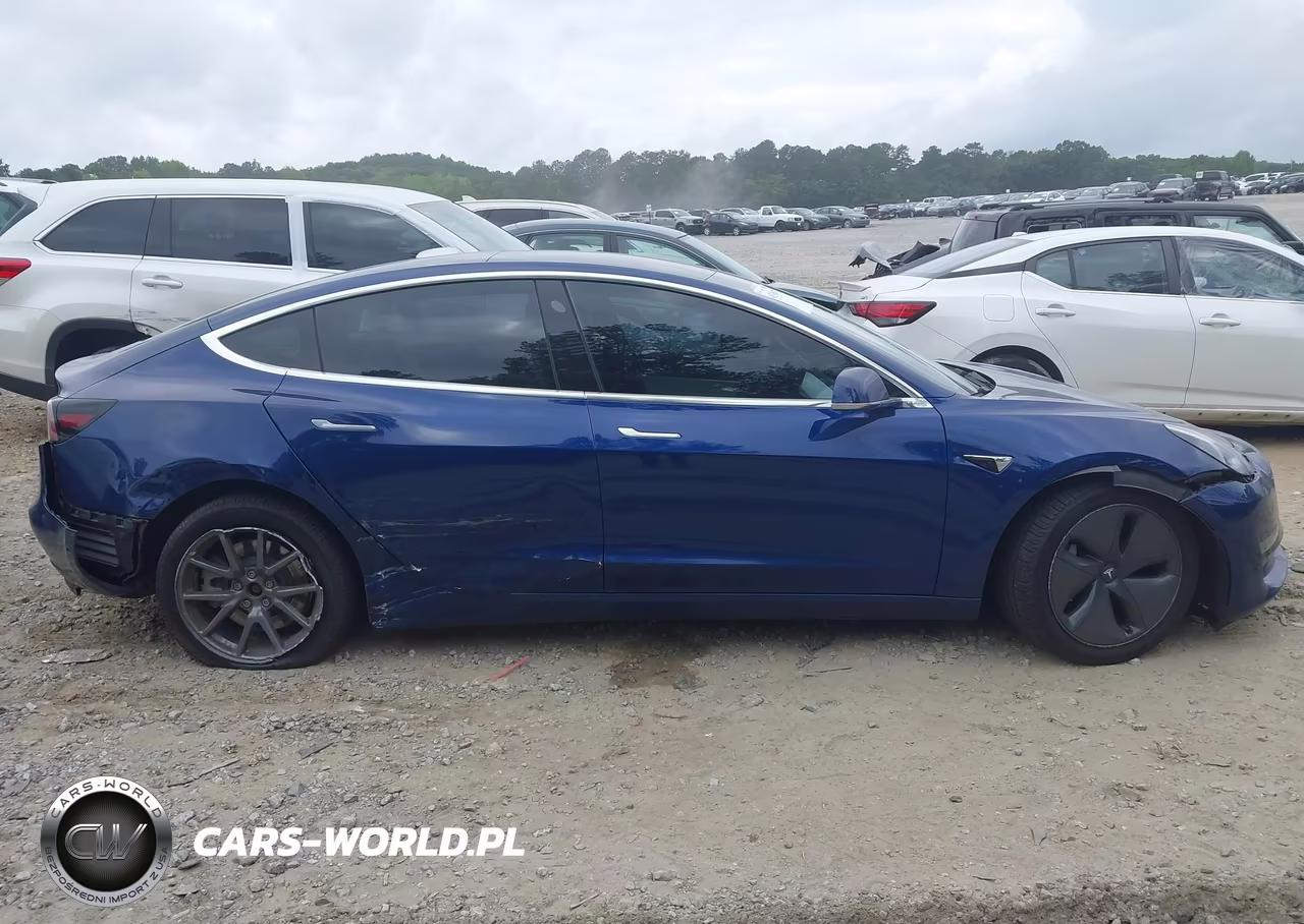 2018 Tesla Model 3 Long Range-Performance VIN:5YJ3E1EB1JF086081 - 11