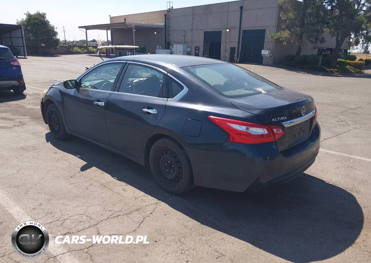 2016 Nissan Altima 2.5 VIN:1N4AL3AP4GC117801 - 3