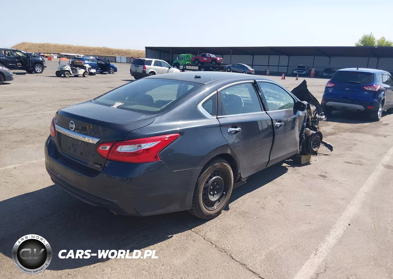 2016 Nissan Altima 2.5 VIN:1N4AL3AP4GC117801 - 4
