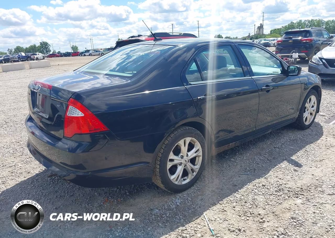 2012 Ford Fusion Se VIN:3FAHP0HA1CR446793 - 4