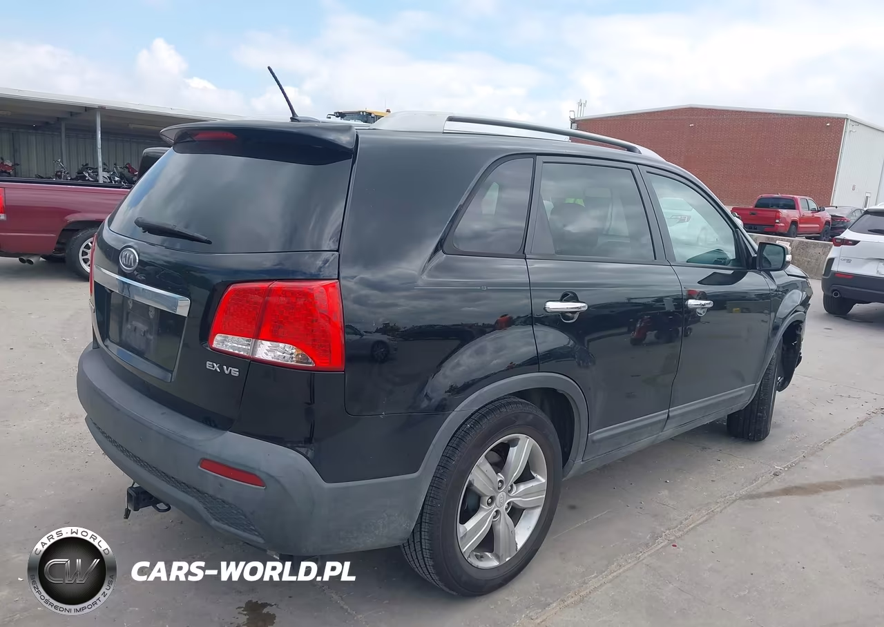 2012 Kia Sorento Ex V6 VIN:5XYKU4A27CG188700 - 4