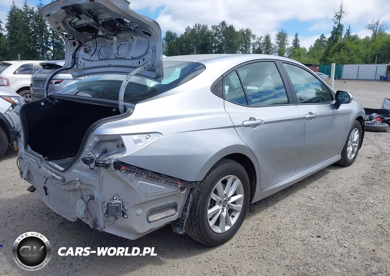 2025 Toyota Camry Le VIN:4T1DAACKXSU543669 - 4