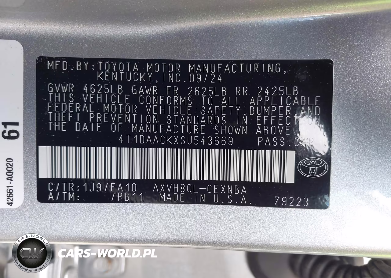 2025 Toyota Camry Le VIN:4T1DAACKXSU543669 - 9