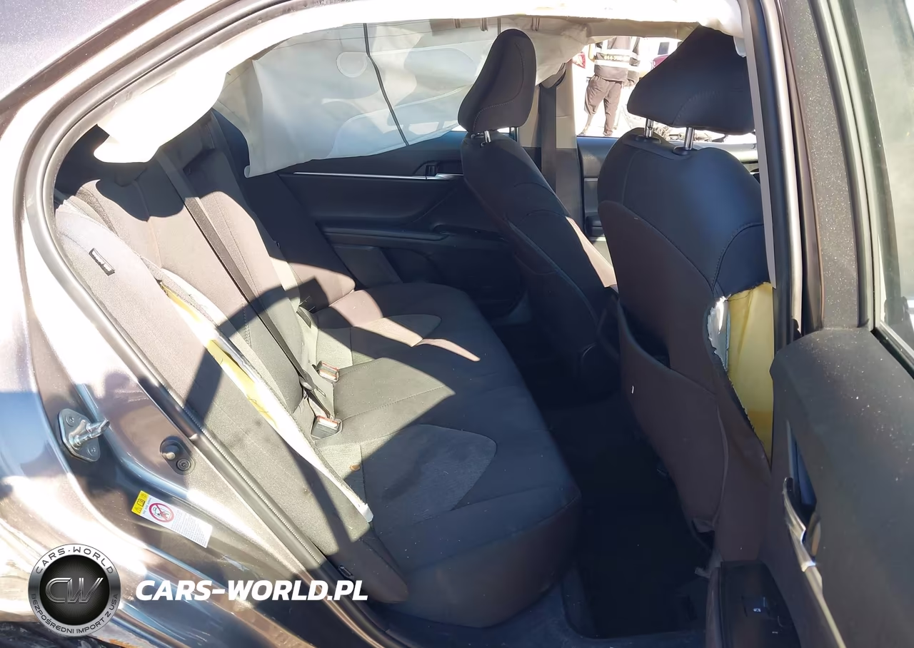 2019 Toyota Camry Le VIN:4T1B11HK7KU178917 - 8