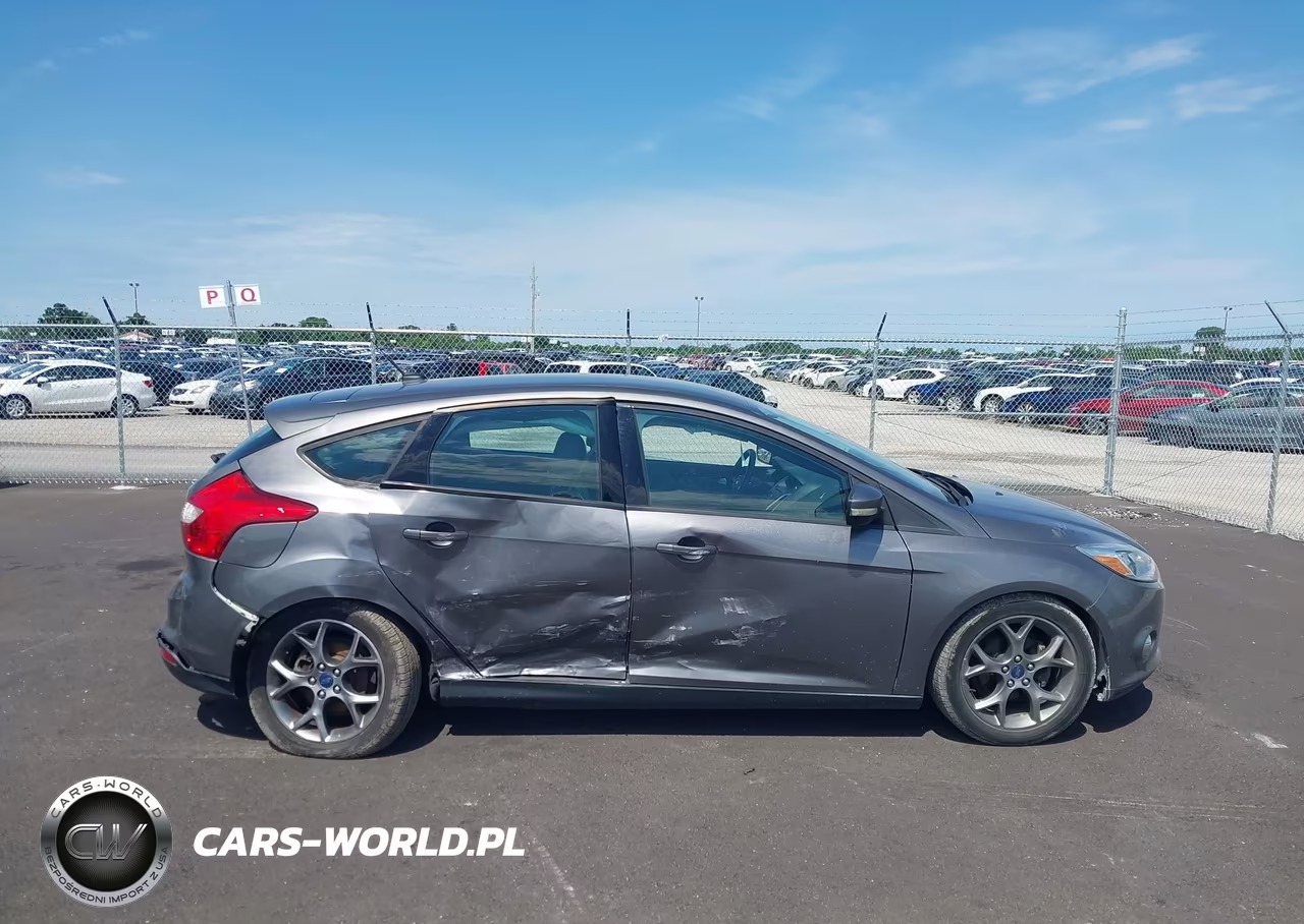 2014 Ford Focus Se VIN:1FADP3K23EL129391 - 13