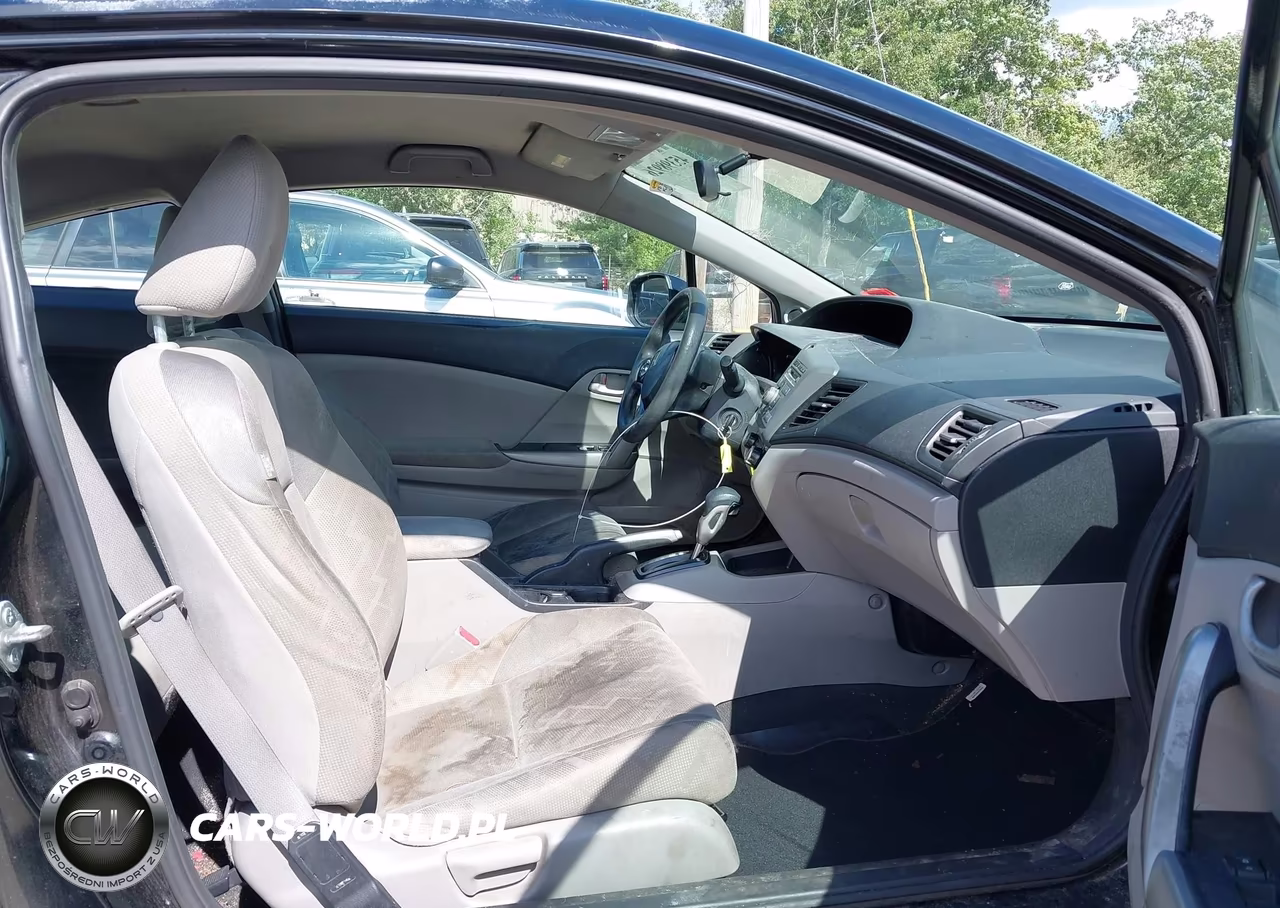 2012 Honda Civic Lx VIN:2HGFG3B58CH525972 - 5