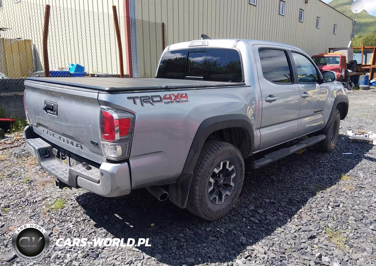 2023 Toyota Tacoma Trd Off Road VIN:3TMCZ5AN8PM622511 - 4