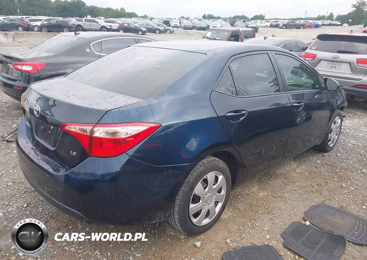2019 Toyota Corolla Le VIN:2T1BURHE4KC161395 - 4