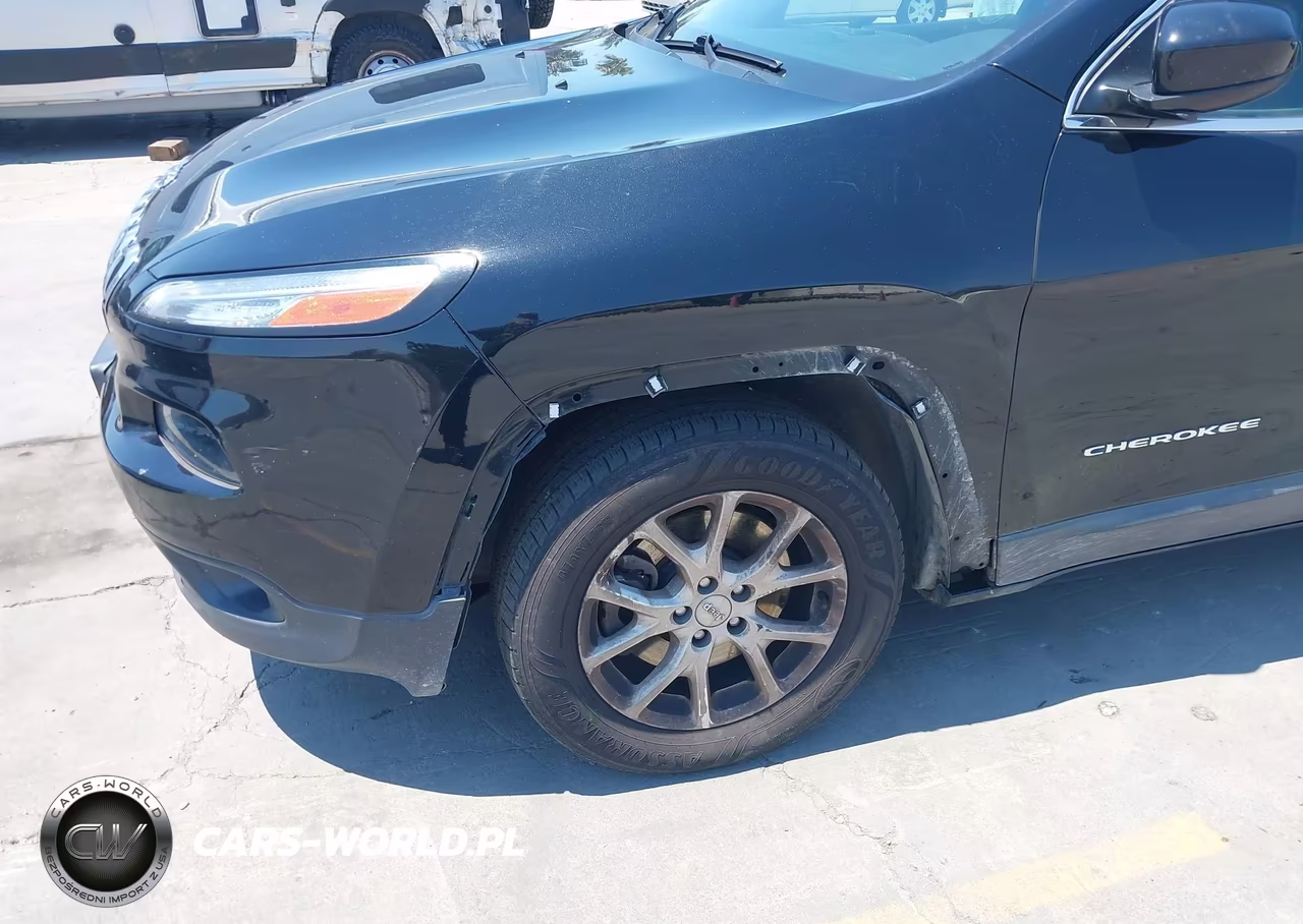 2018 Jeep Cherokee Latitude Fwd VIN:1C4PJLCB7JD561123 - 6