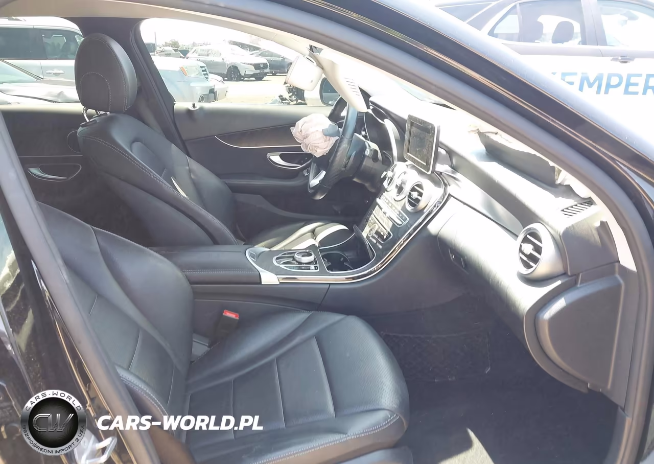 2017 Mercedes-Benz C 300 VIN:55SWF4JB4HU194530 - 5