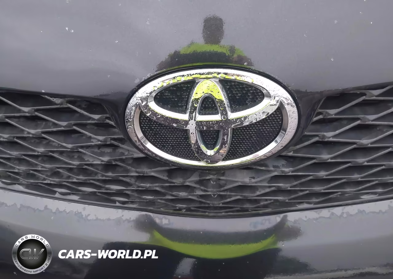 2010 Toyota Corolla Xle VIN:1NXBU4EE6AZ235744 - 12