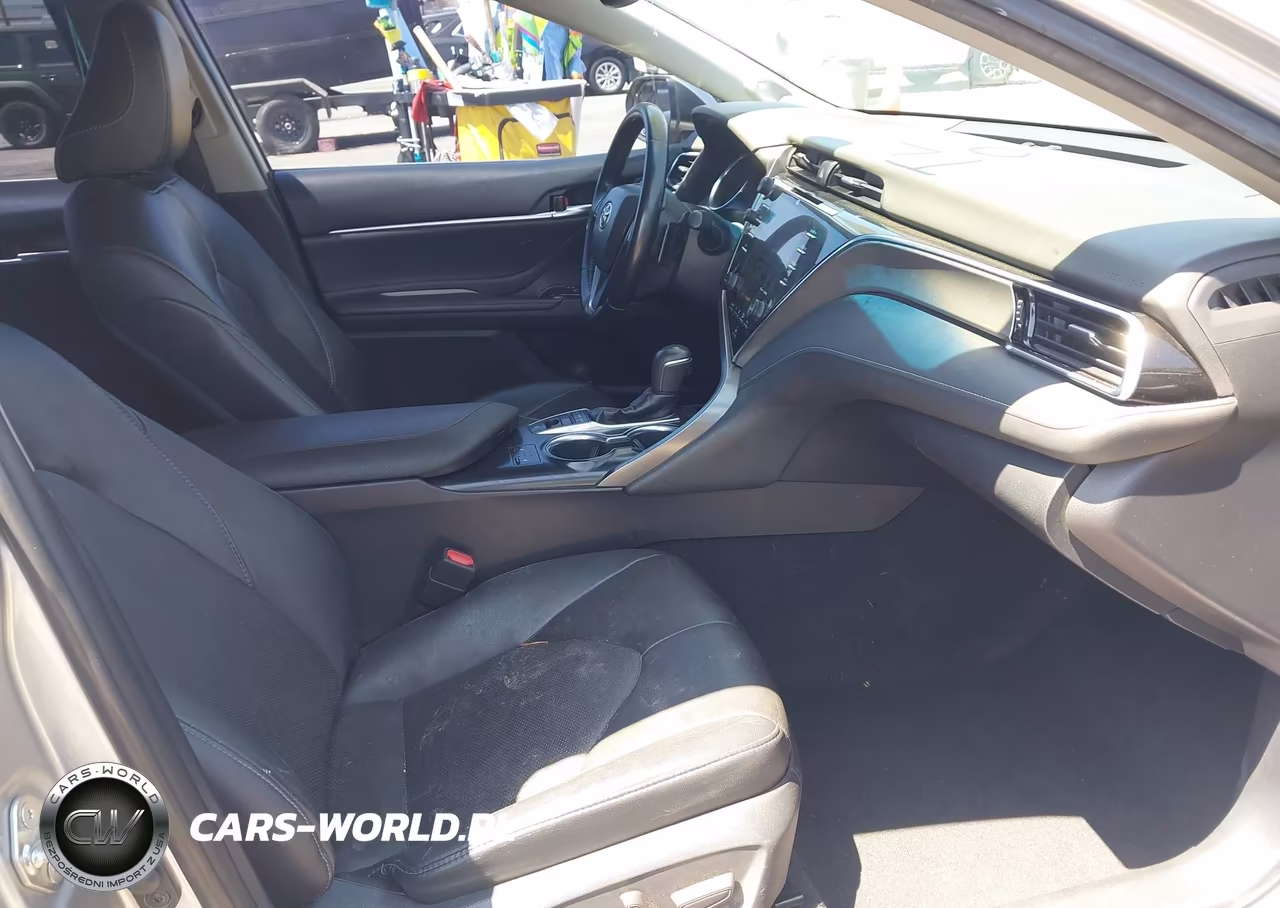 2018 Toyota Camry Xse VIN:4T1B61HK6JU153684 - 5