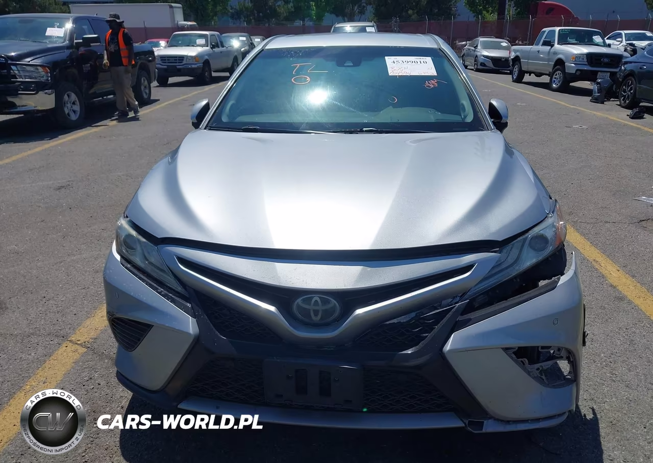 2018 Toyota Camry Xse VIN:4T1B61HK6JU153684 - 6