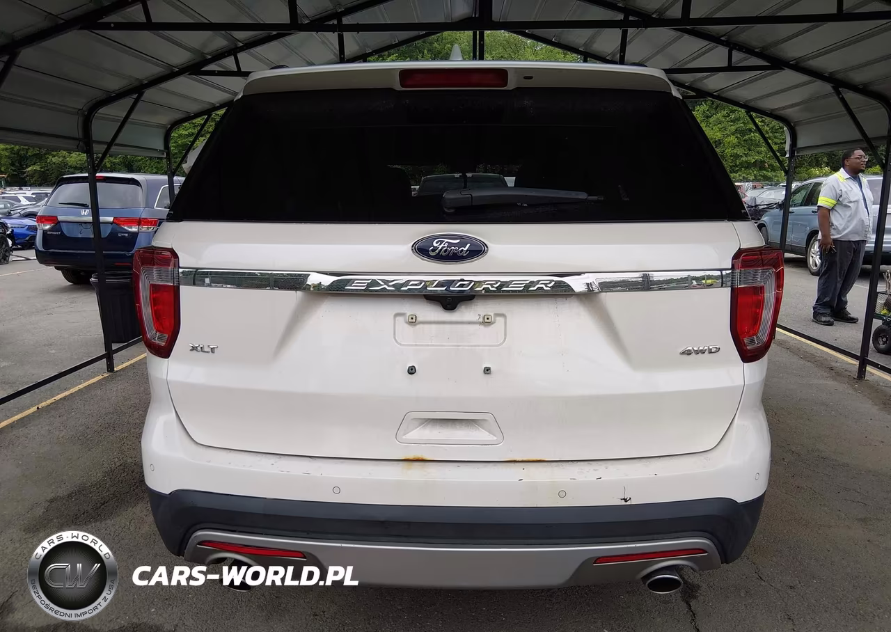2017 Ford Explorer Xlt VIN:1FM5K8D82HGA30551 - 17