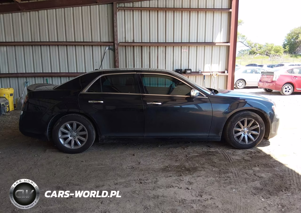2011 Chrysler 300 Limited VIN:2C3CA5CG1BH546034 - 14