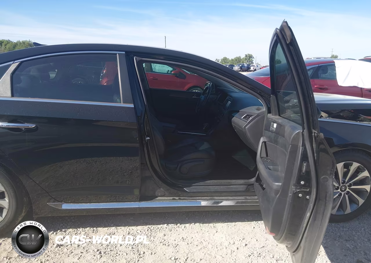 2017 Hyundai Sonata Sport VIN:5NPE34AFXHH451121 - 5