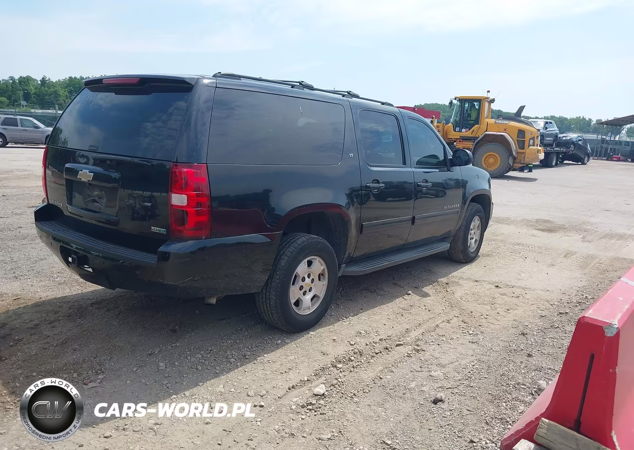 2011 Chevrolet Suburban 1500 Lt1 VIN:1GNSKJE32BR401809 - 4
