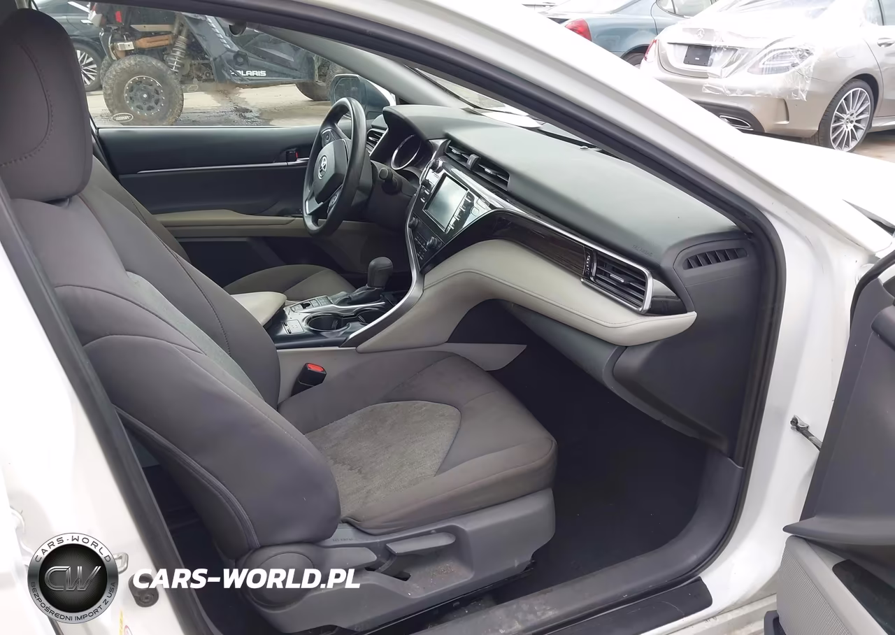 2019 Toyota Camry Hybrid Le VIN:4T1B31HK0KU510402 - 5