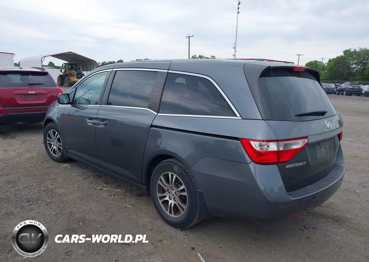 2013 Honda Odyssey Ex-L VIN:5FNRL5H68DB047465 - 3