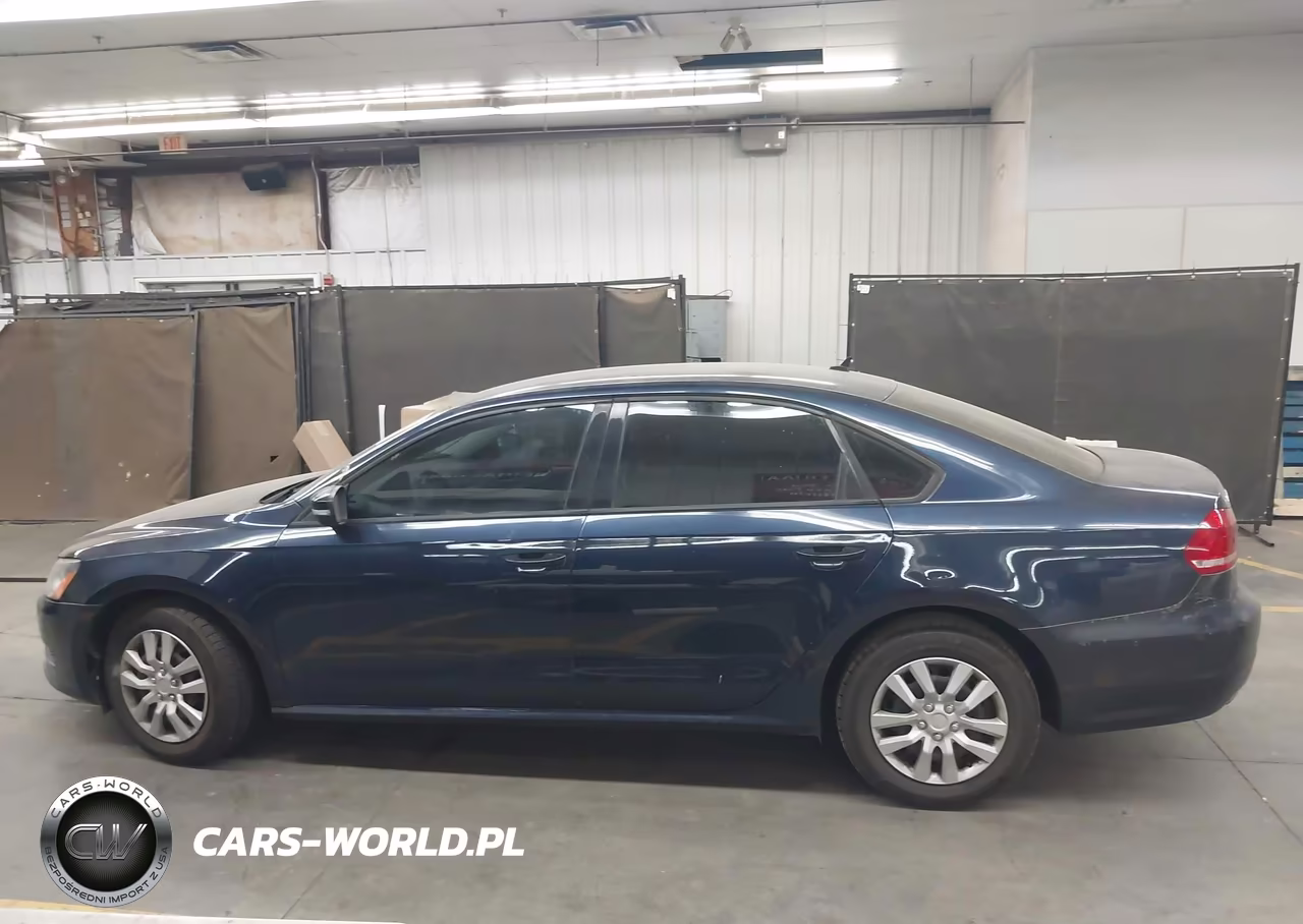 2013 Volkswagen Passat 2.5L S VIN:1VWAP7A3XDC078045 - 14