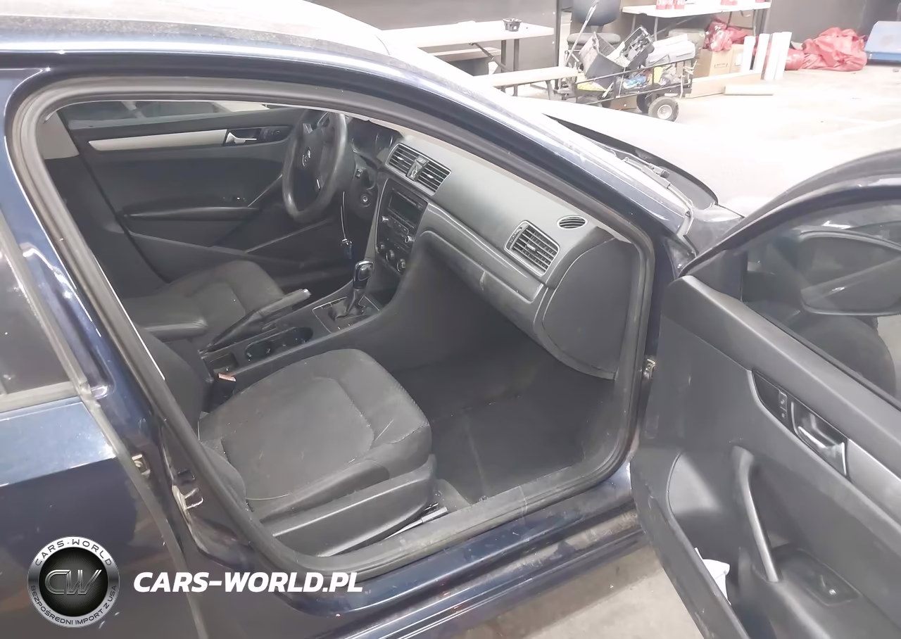 2013 Volkswagen Passat 2.5L S VIN:1VWAP7A3XDC078045 - 5