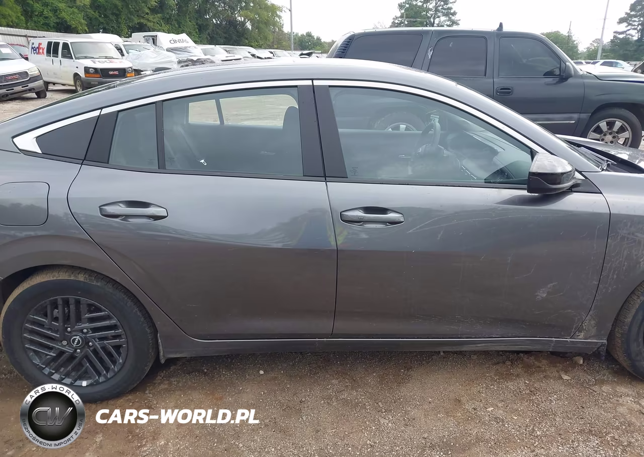 2026 Nissan Sentra Sv VIN:3N1AB9CV2TY236124 - 13