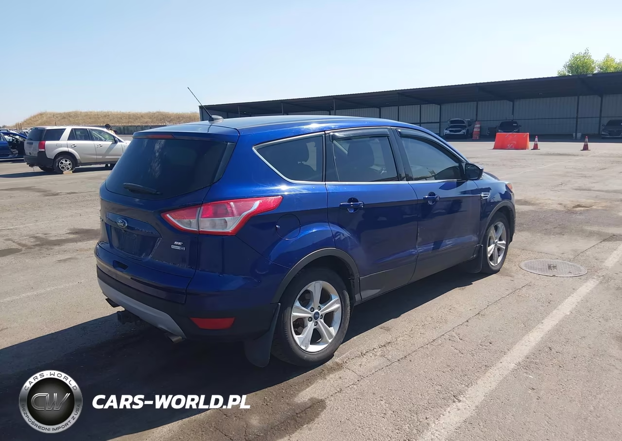 2016 Ford Escape Se VIN:1FMCU9G92GUB37837 - 4