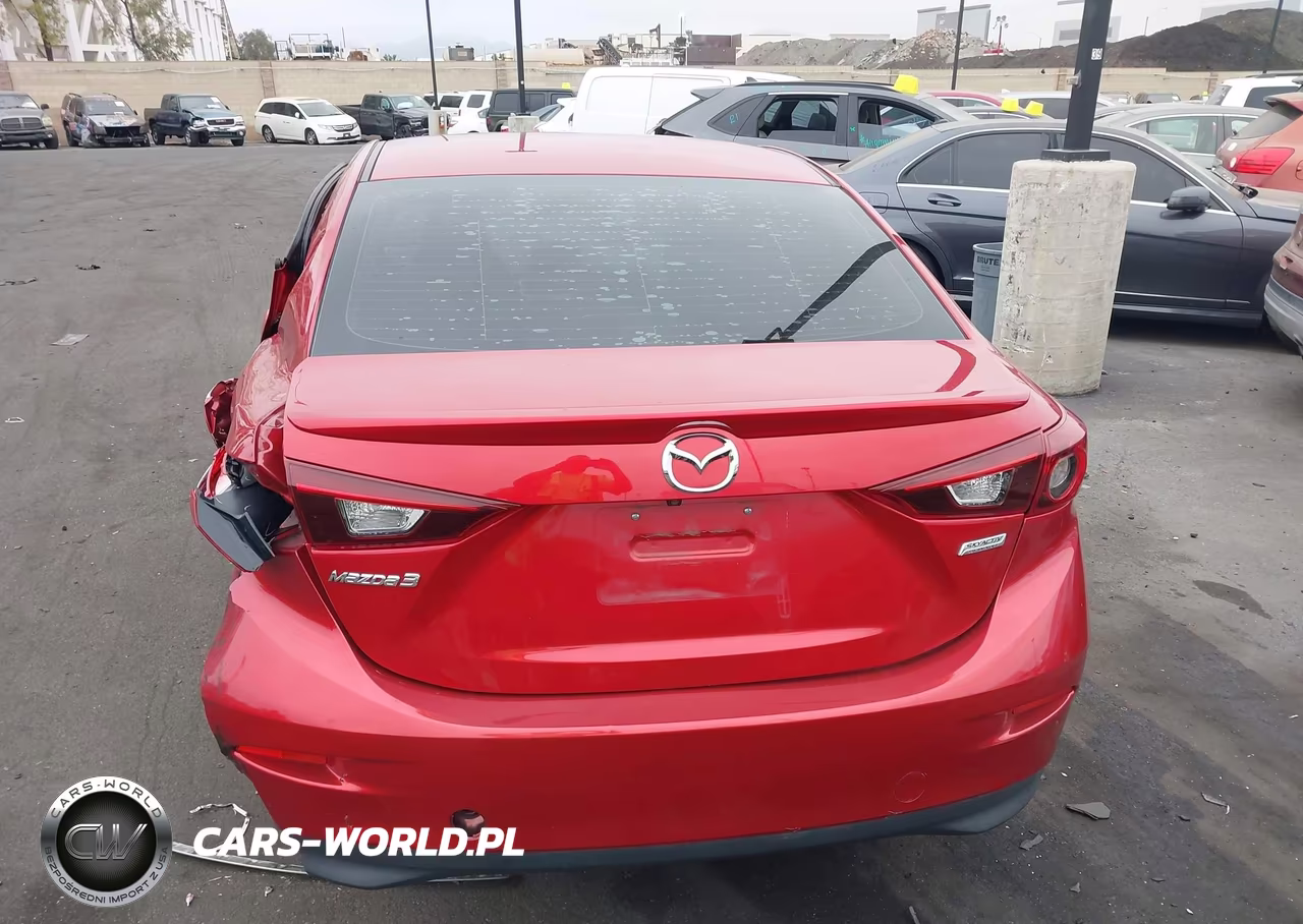 2018 Mazda Mazda3 Sport VIN:3MZBN1U7XJM160695 - 17