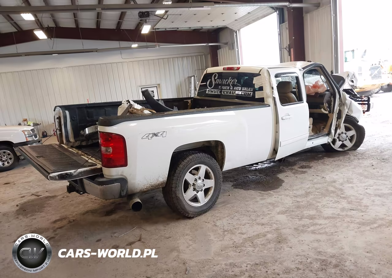 2011 Chevrolet Silverado 3500Hd Ltz VIN:1GC4K1C88BF135309 - 4