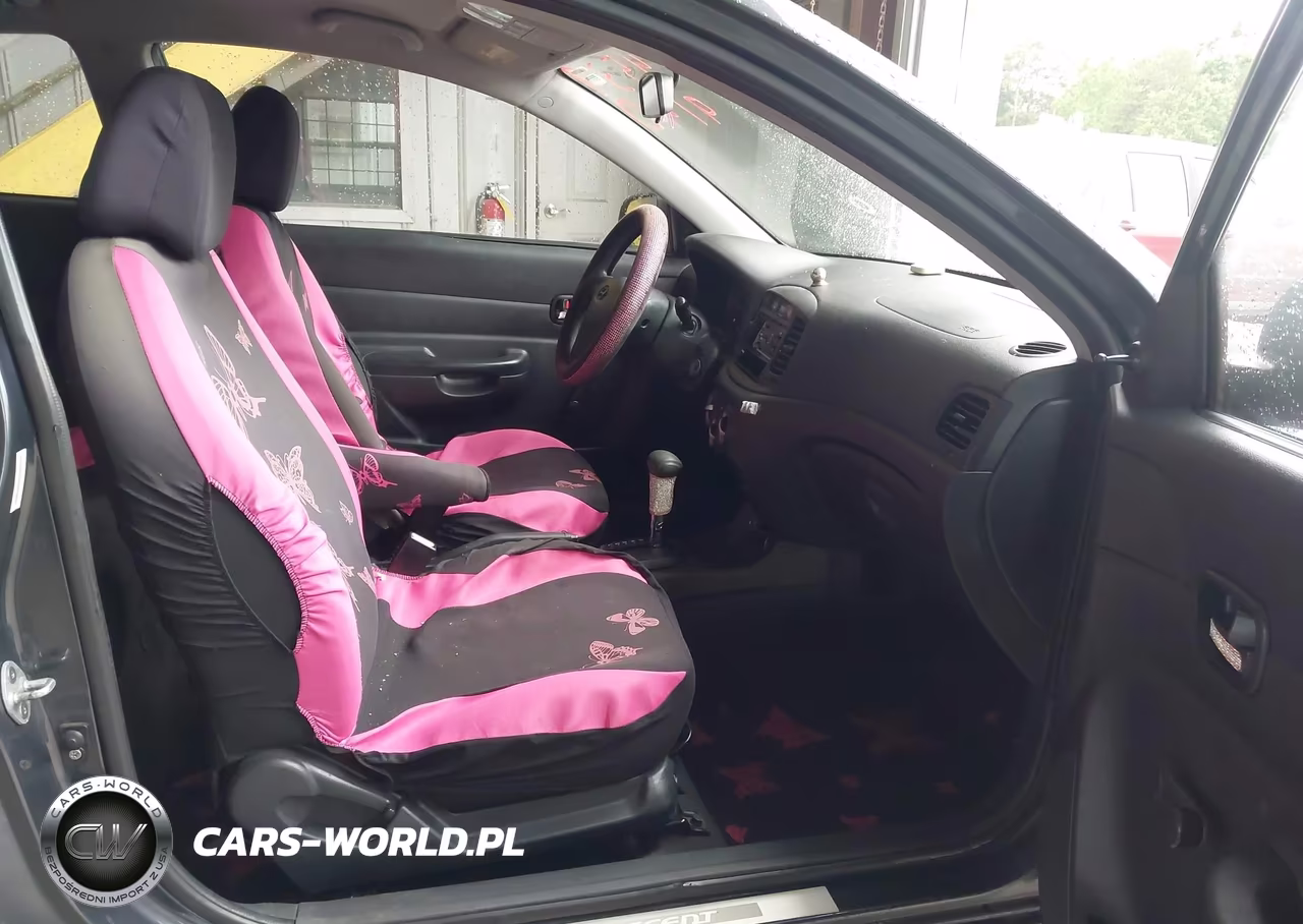 2010 Hyundai Accent Gs VIN:KMHCM3ACXAU175812 - 5