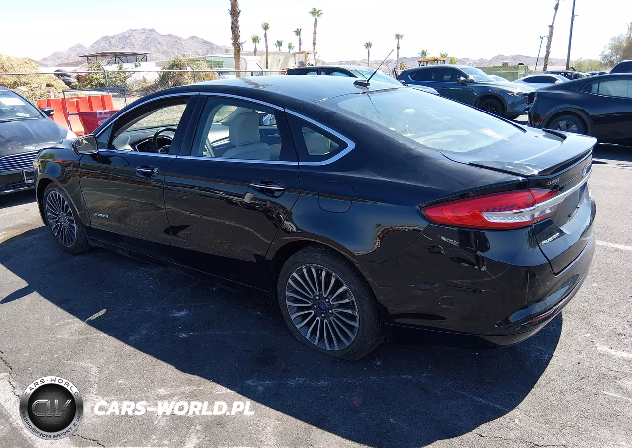 2018 Ford Fusion Hybrid Platinum-Titanium VIN:3FA6P0RU1JR246817 - 3