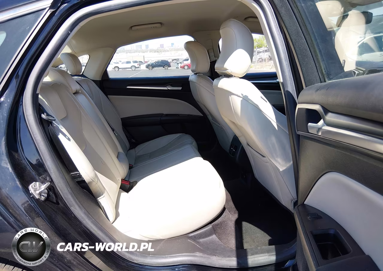 2018 Ford Fusion Hybrid Platinum-Titanium VIN:3FA6P0RU1JR246817 - 8
