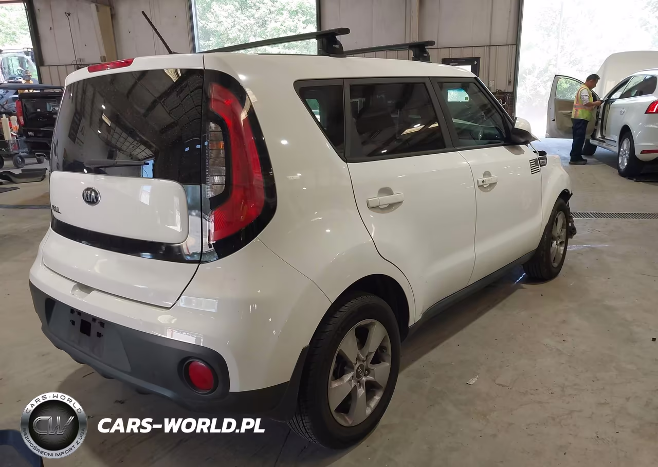 2018 Kia Soul VIN:KNDJN2A2XJ7506929 - 4