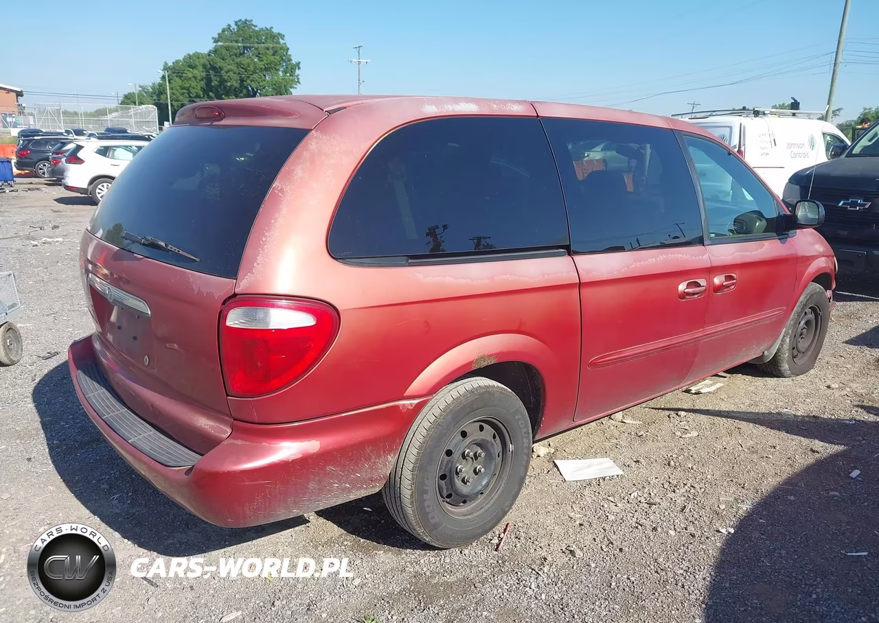 2003 Chrysler Town & Country VIN:2C4GP24R23R323801 - 4