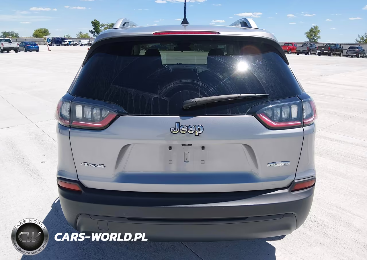 2019 Jeep Cherokee Latitude 4X4 VIN:1C4PJMCB3KD449460 - 17