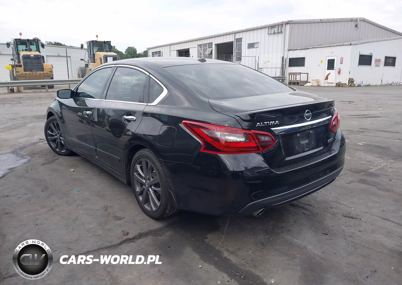 2018 Nissan Altima 2.5 Sr VIN:1N4AL3AP8JC234739 - 3