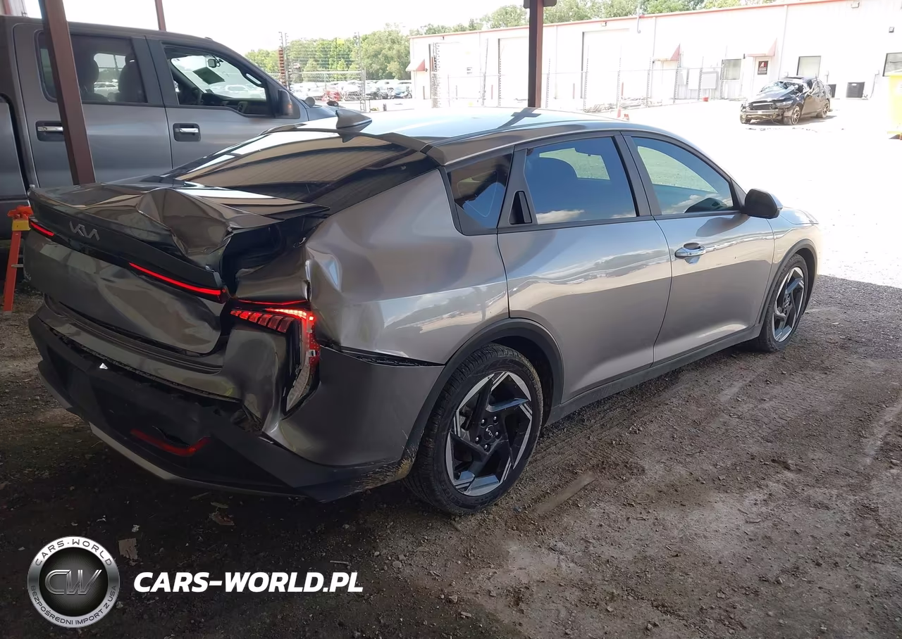 2025 Kia K4 Ex VIN:3KPFU4DE6SE008318 - 4