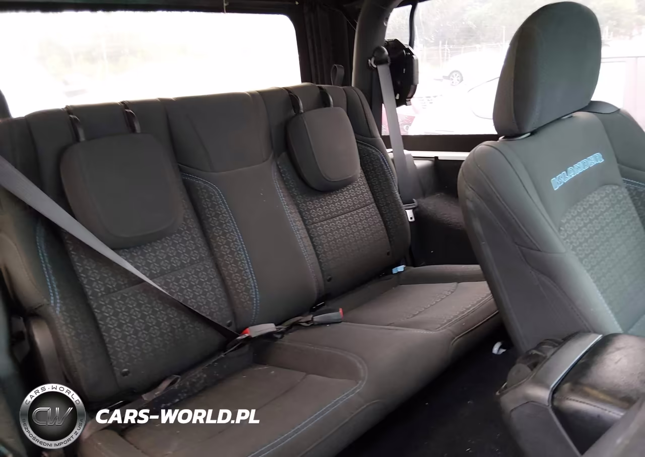 2021 Jeep Wrangler Islander 4X4 VIN:1C4GJXAN9MW697671 - 8
