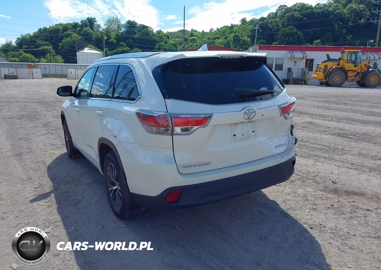 2016 Toyota Highlander Xle V6 VIN:5TDJKRFH5GS506950 - 3