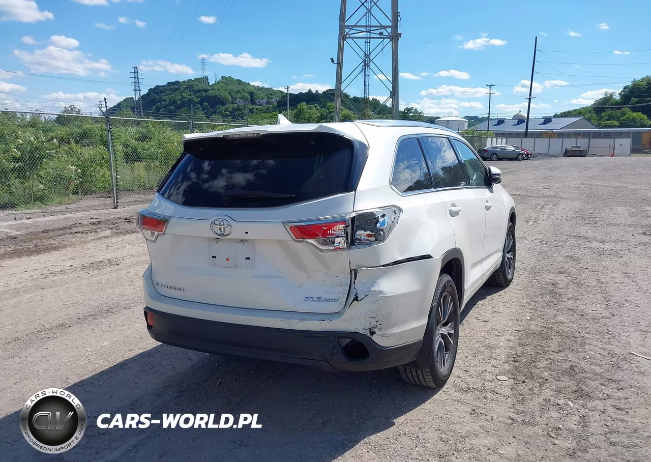 2016 Toyota Highlander Xle V6 VIN:5TDJKRFH5GS506950 - 4