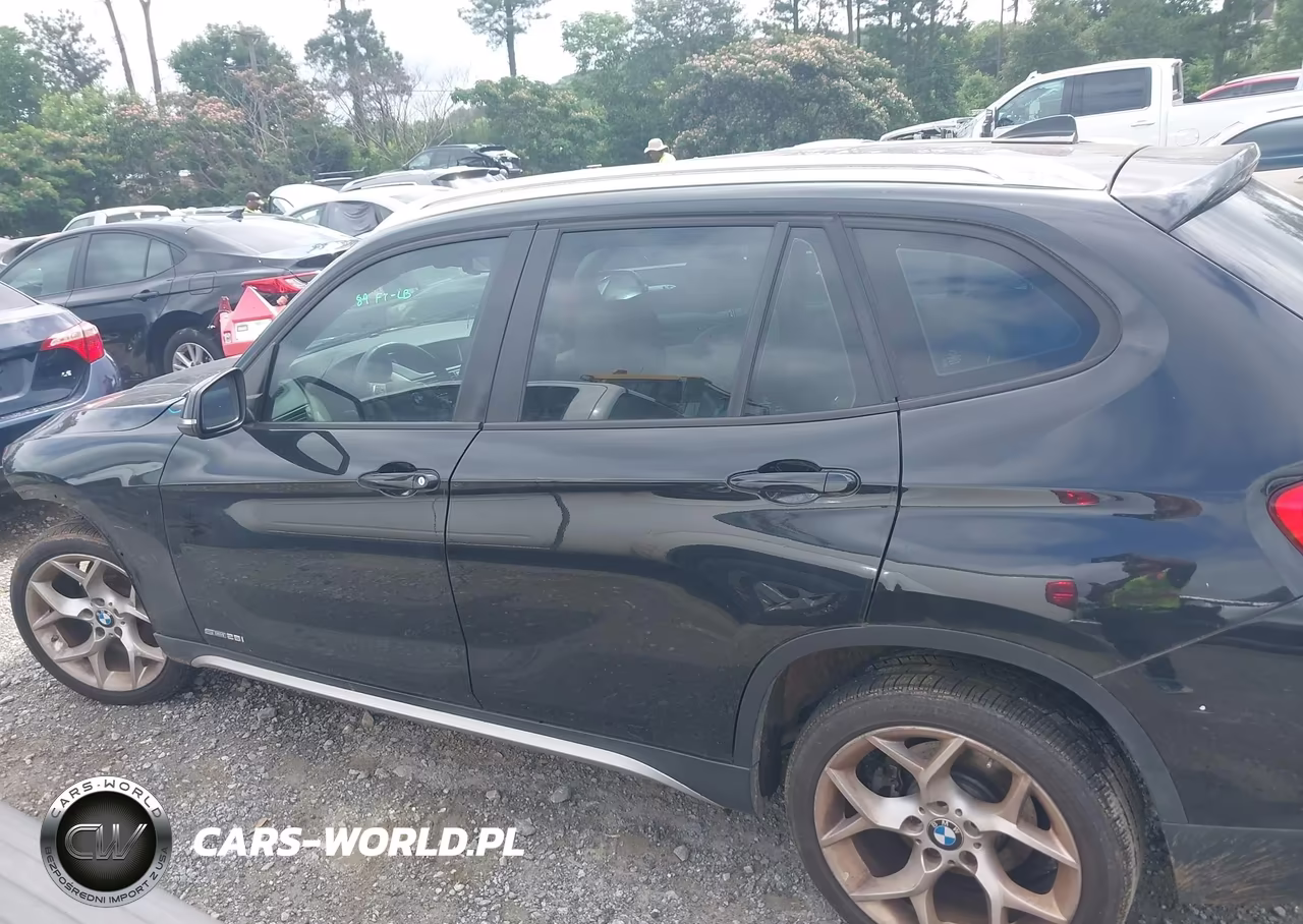 2015 BMW X1 Sdrive28I VIN:WBAVM1C59FV317209 - 14