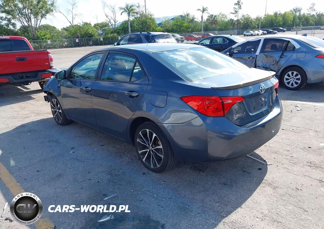 2018 Toyota Corolla Se VIN:2T1BURHE5JC097303 - 3