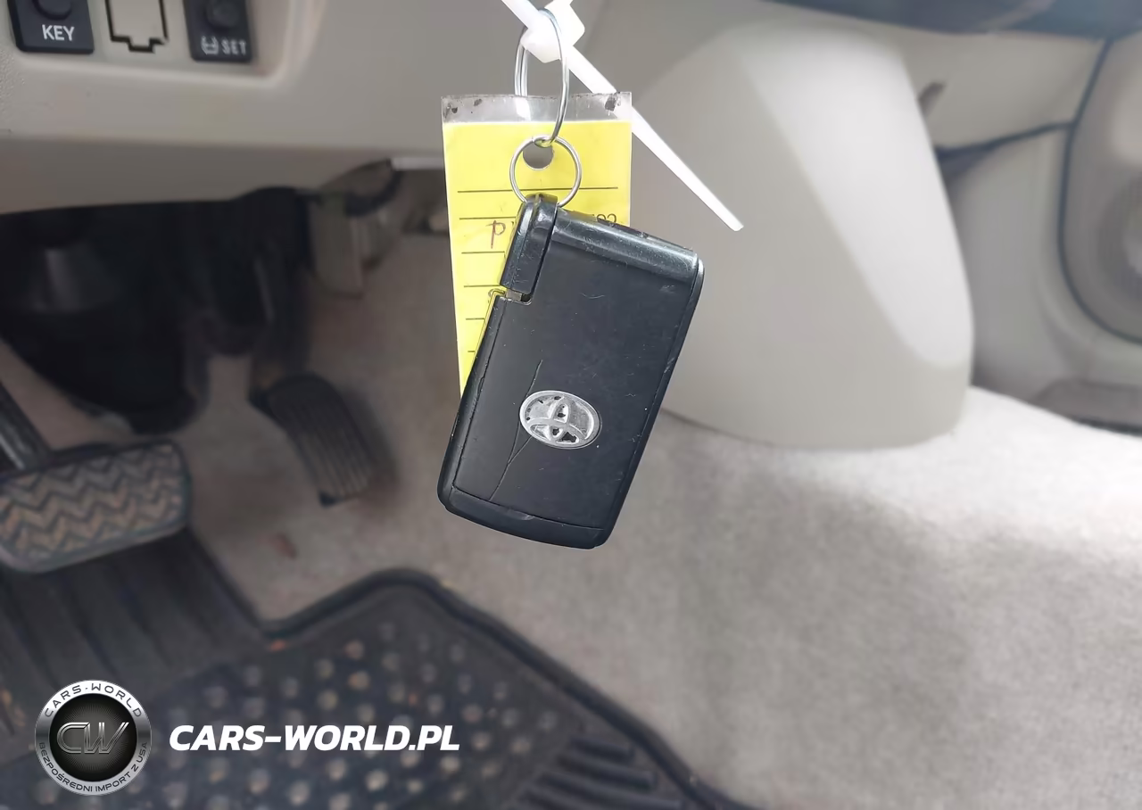 2007 Toyota Prius VIN:JTDKB20U077561463 - 11